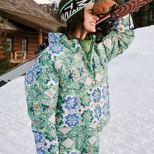 Bunny Slope Printed Puffer